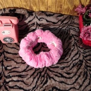 Pink Fuzzy Car Steering Wheel